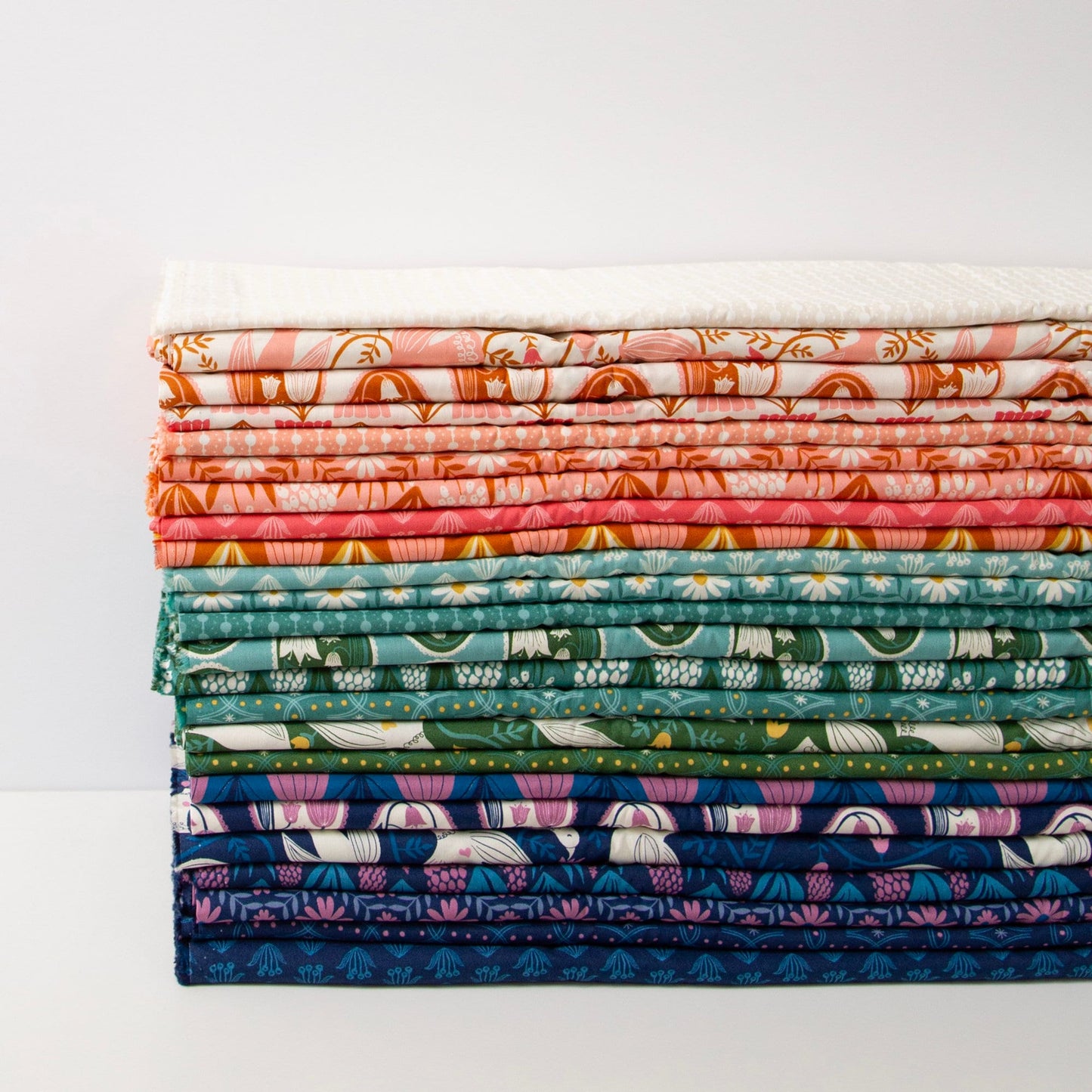 Endpaper Jelly Roll (40 pcs) by Jen Hewett for Ruby Star Society