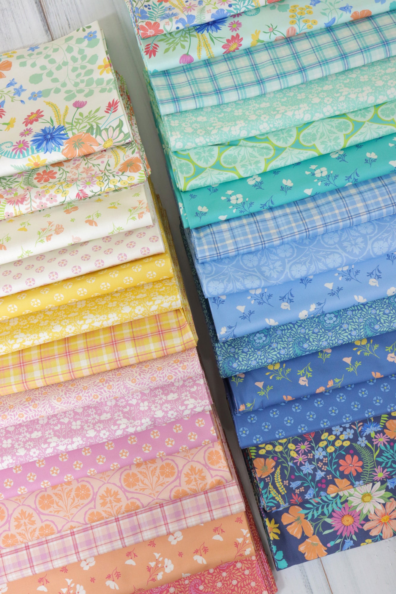 Cannon Beach Layer Cake (42 pcs) by Crystal Manning for Moda