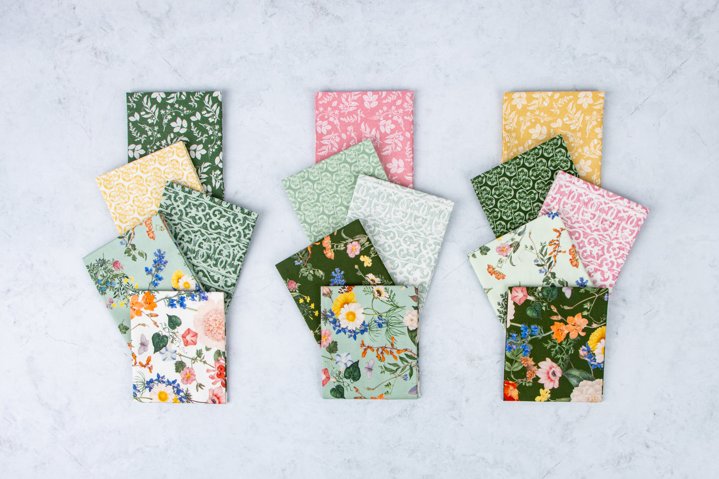 Nature's Portrait Rolie Polie (40 pcs) by The Royal Horticultural Society for Riley Blake Designs