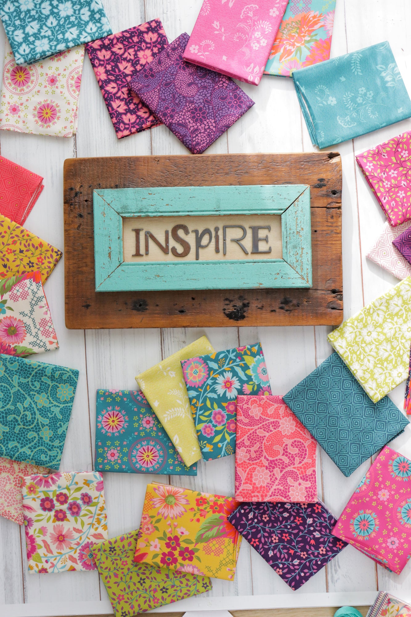 Parlor Jelly Roll (40 pcs) by Crystal Manning for Moda