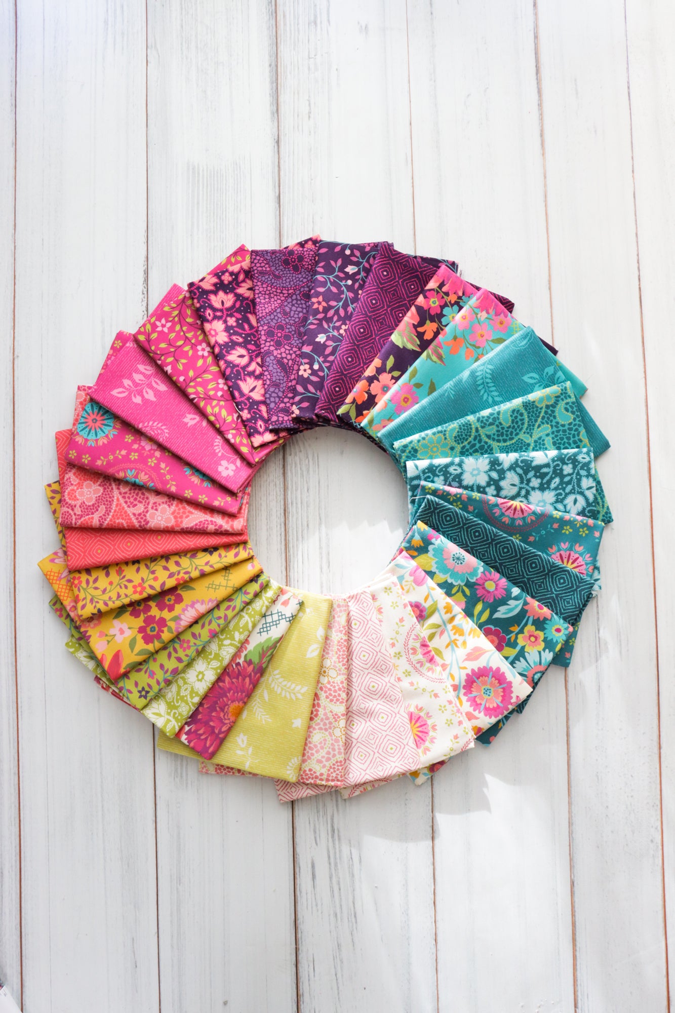 Parlor Jelly Roll (40 pcs) by Crystal Manning for Moda