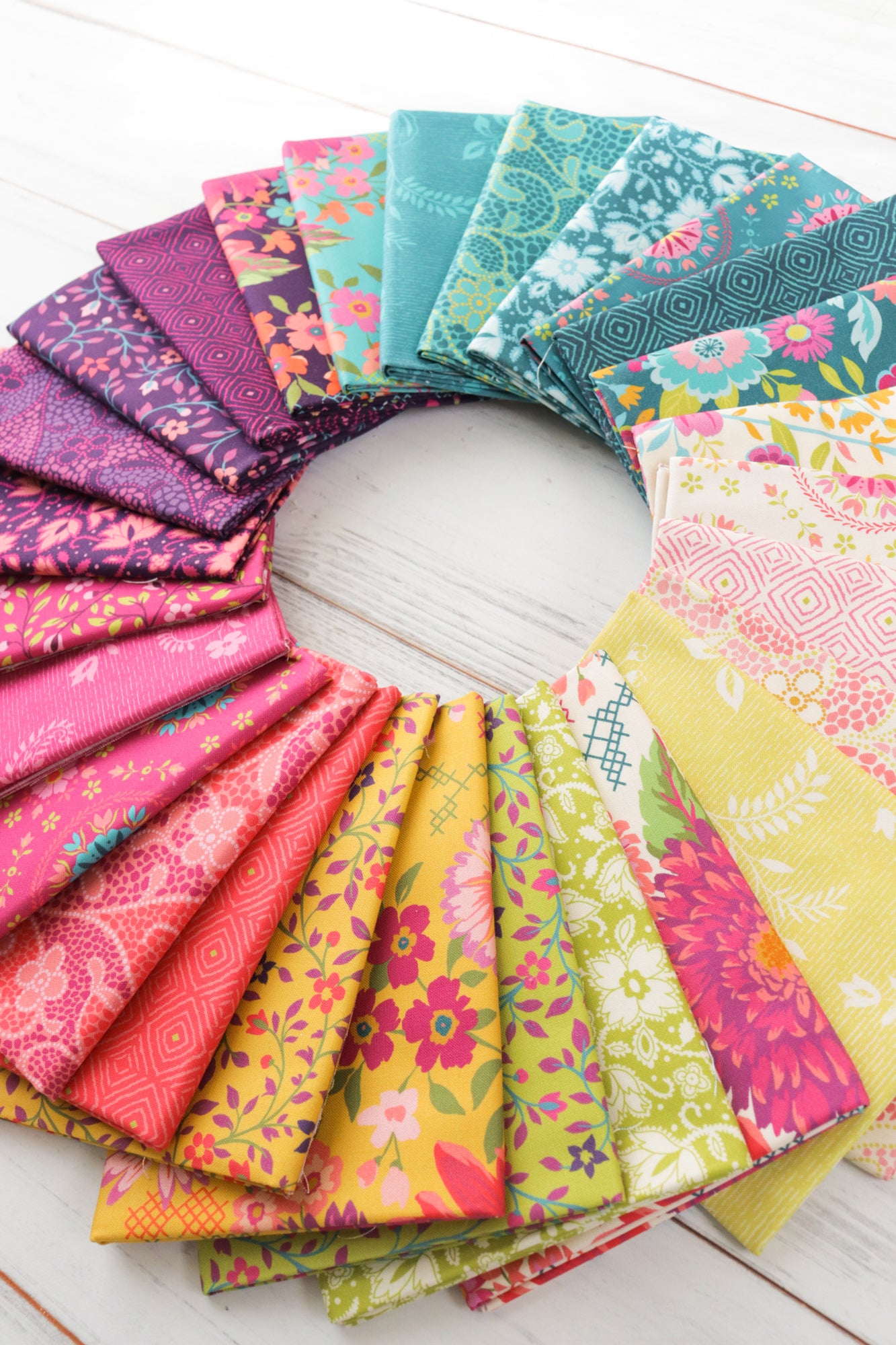 Parlor Jelly Roll (40 pcs) by Crystal Manning for Moda