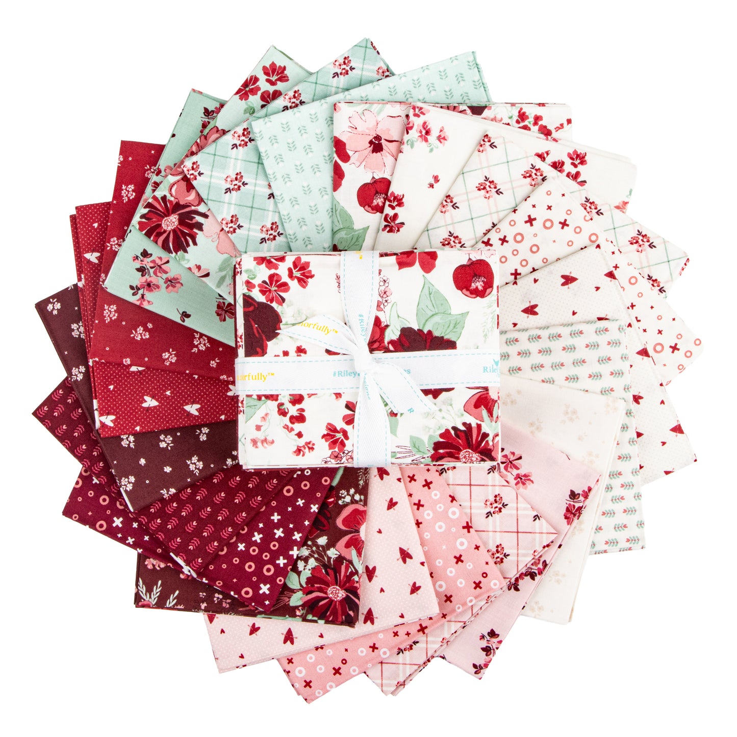 Love You Always Fat Quarter Bundle (21 pieces) by Sandy Gervais for Riley Blake Designs (FQ-16870-21)