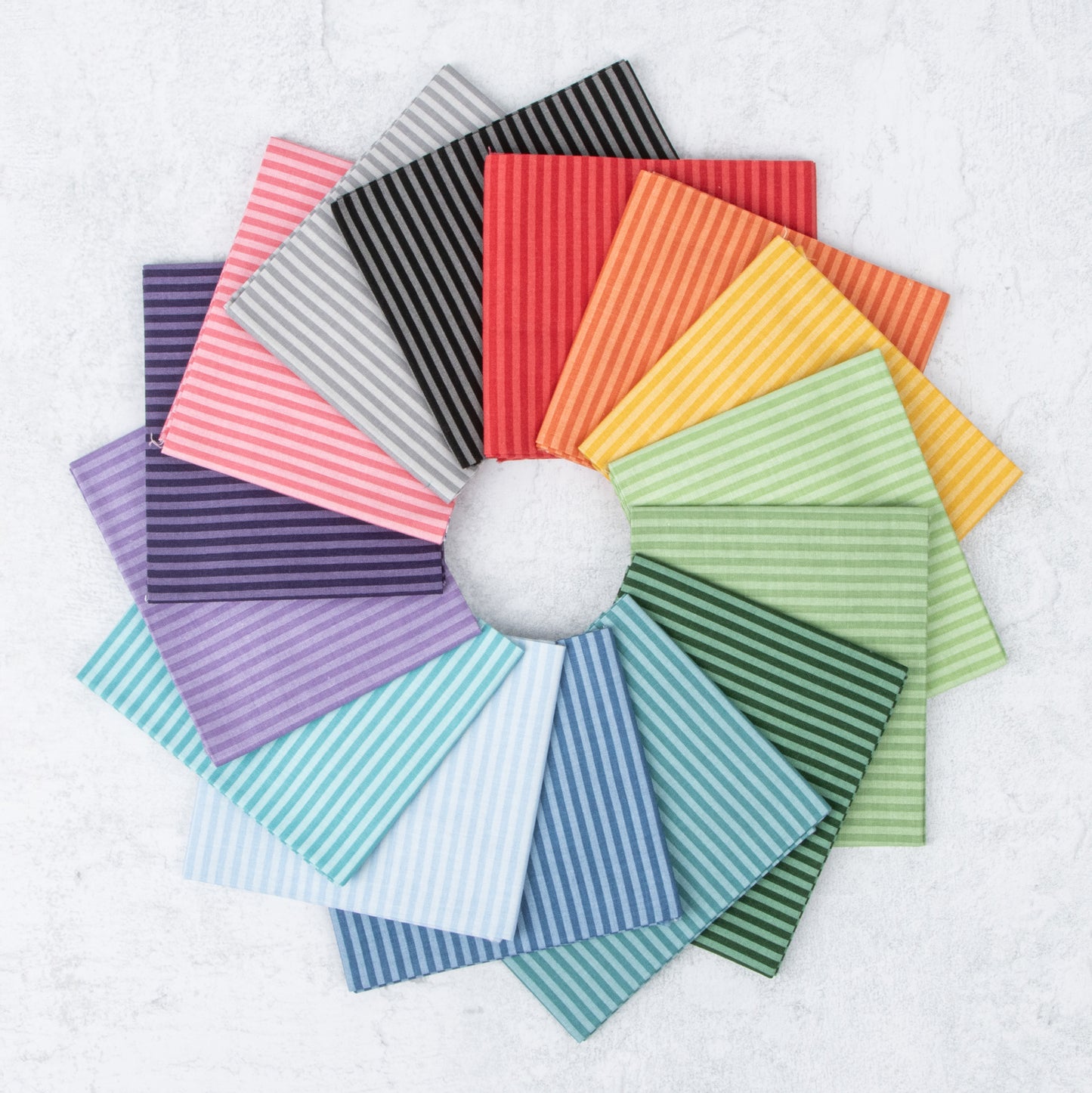 1/8" Tonal Stripe Fat Quarter Bundle (15 pieces) by Riley Blake Designs for Riley Blake Designs (FQ-500-15)