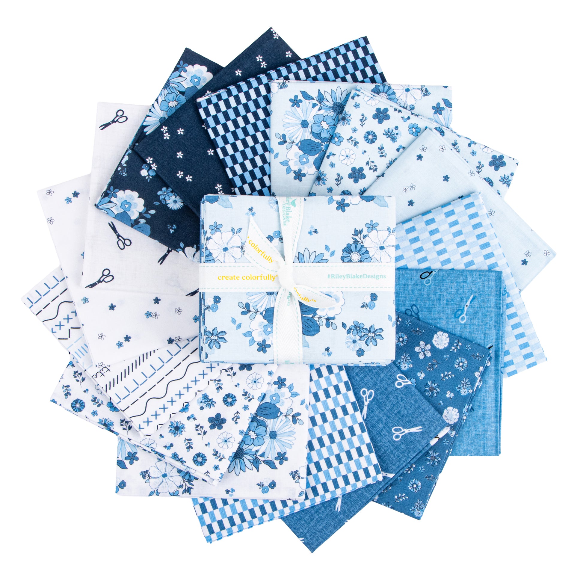 Blue Blooms and Threads Fat Quarter Bundle (16 pieces) by Christopher Thompson for Riley Blake Designs (FQ-17120-16)