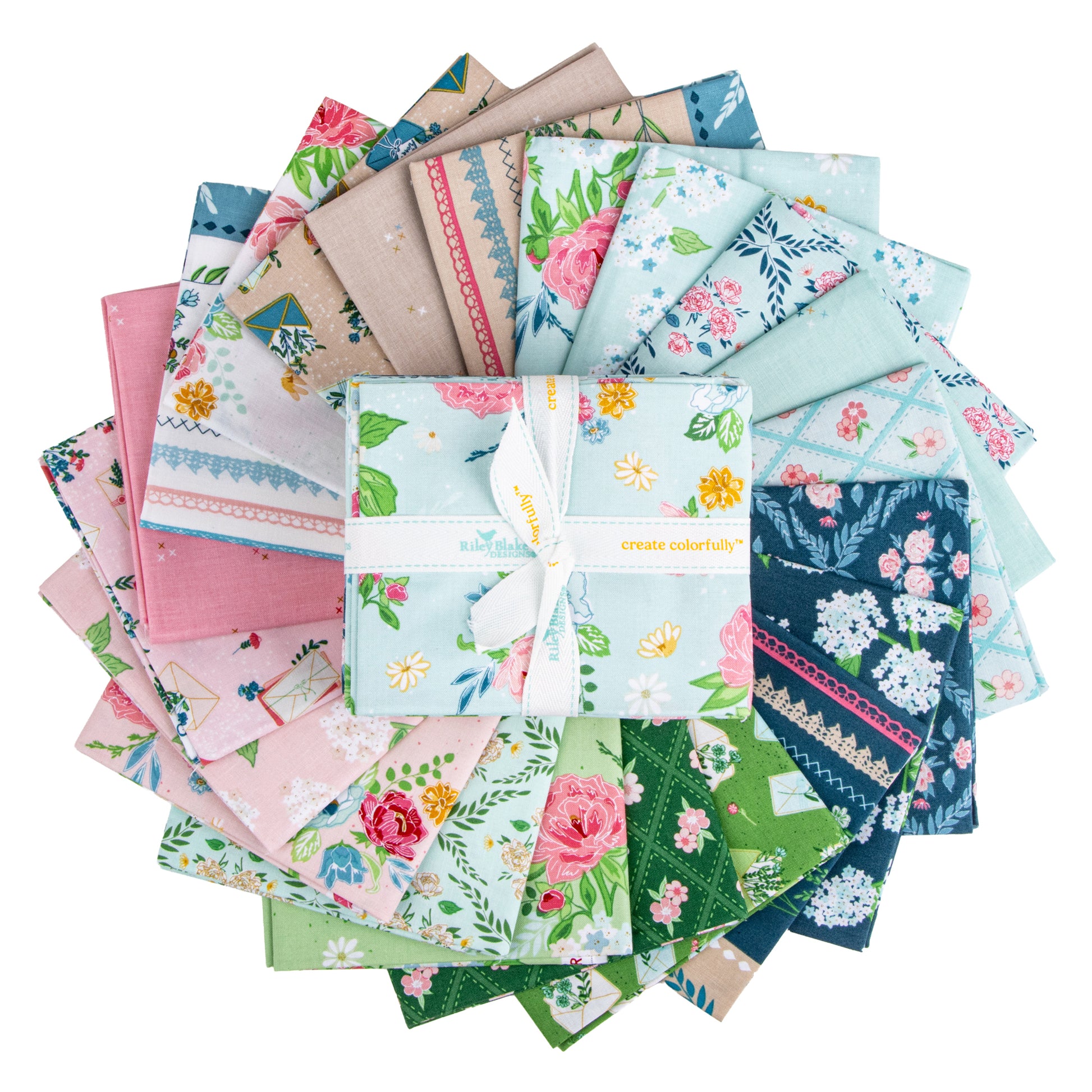 Correspondence Fat Quarter Bundle (21 pieces) by Beverly McCullough for Riley Blake Designs (FQ-17560-21)