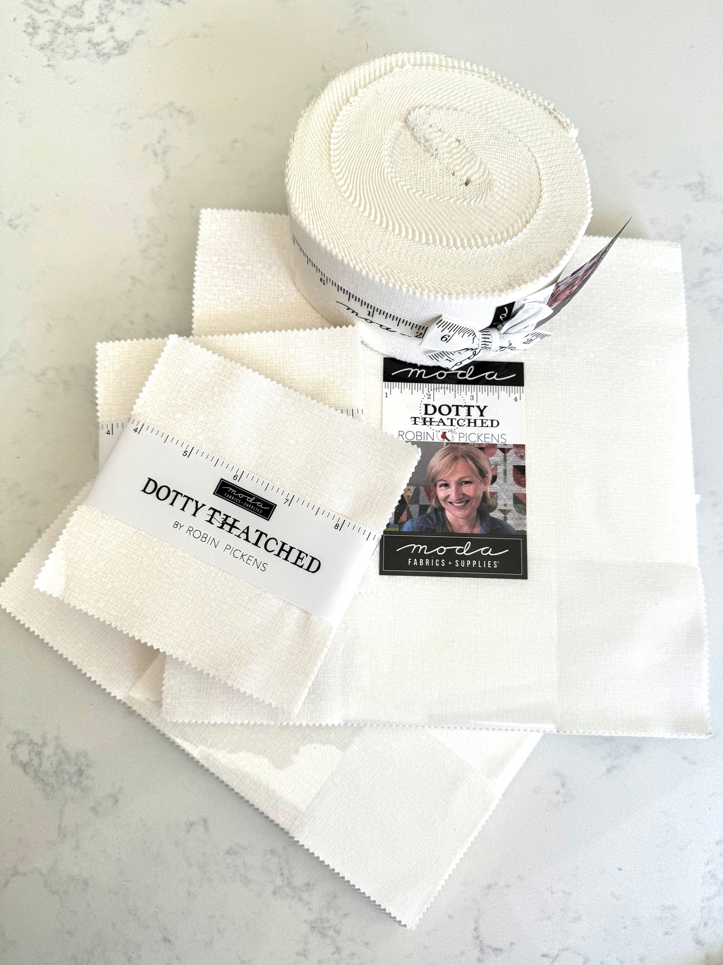 Dotty Thatched - Blizzard Layer Cake (42 pieces) by Robin Pickens for Moda (48715LC150)