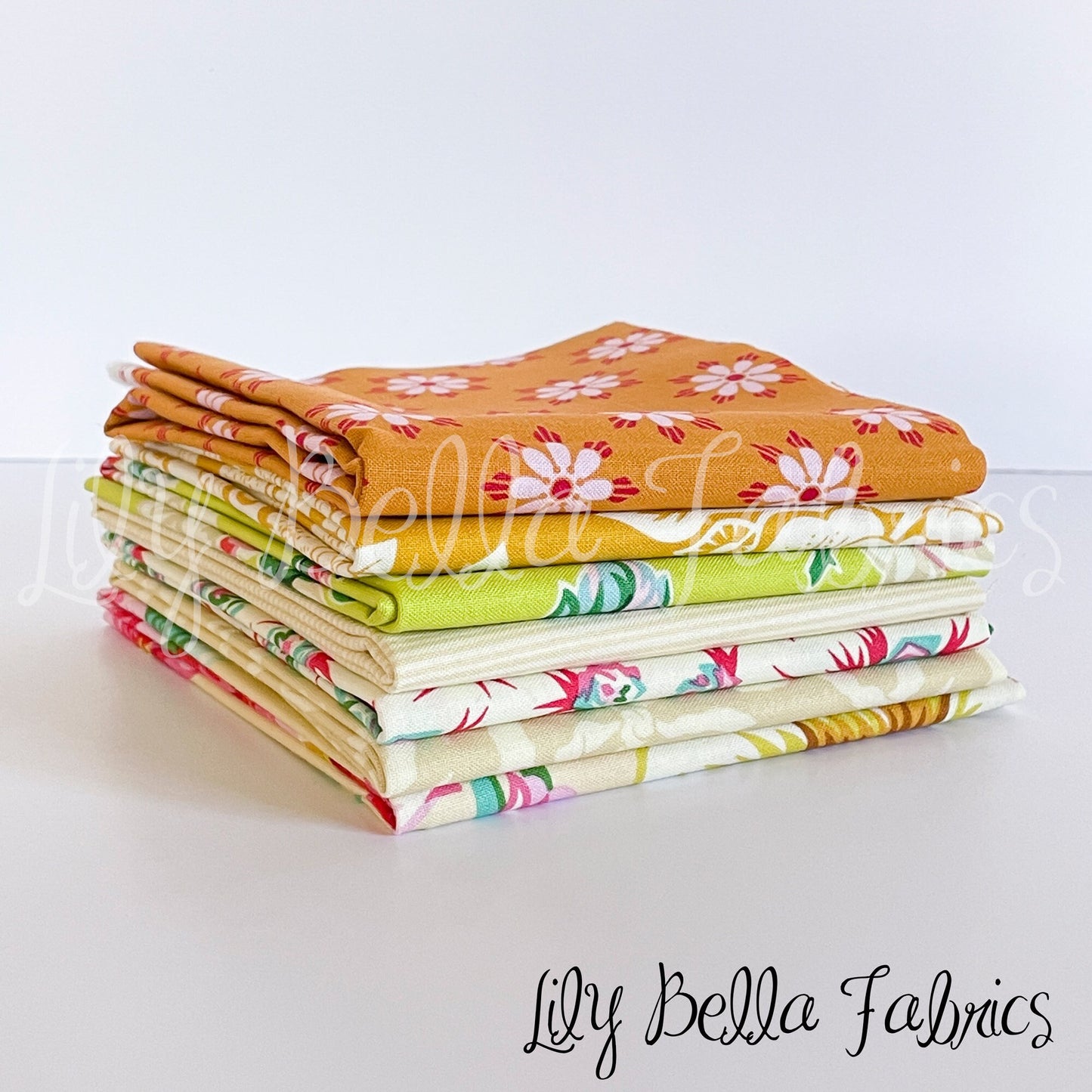 True Kisses - Gold Palette - Fat Quarter Bundle (7 pcs) by Heather Bailey for Figo Fabrics