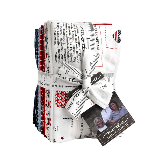 Independence Day Fat Eighth Bundle (32 pieces) by Sweetwater for Moda (55720F8)