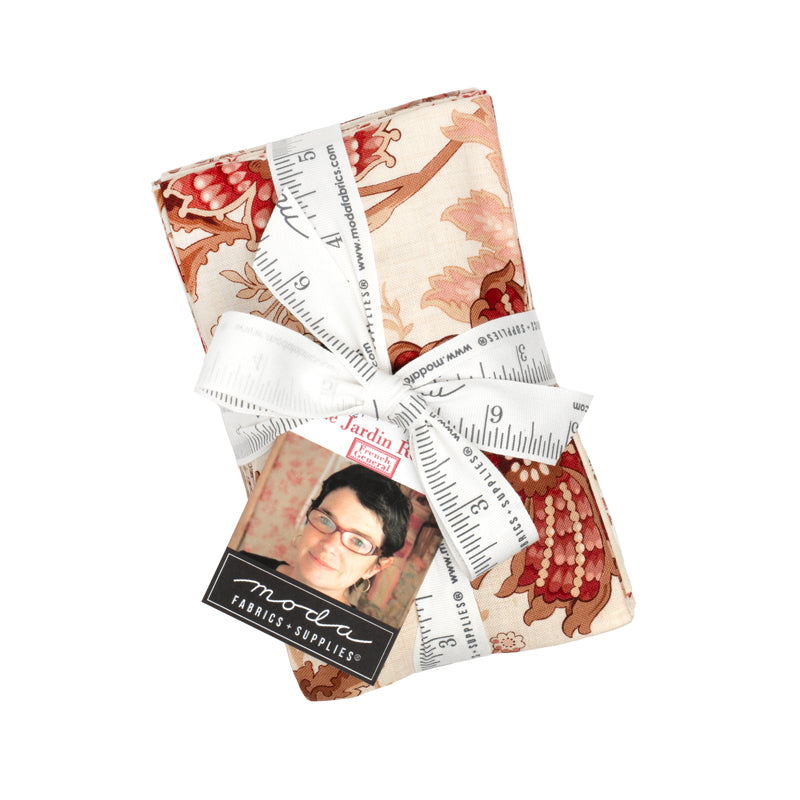 Le Jardin Rouge Fat Eighth Bundle (40 pieces) by French General for Moda (36150F8)