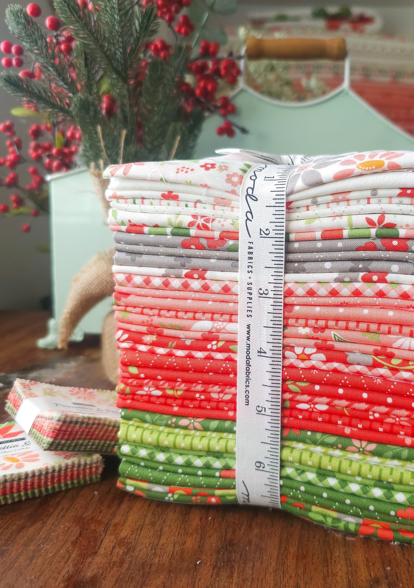 Poinsettia and Pear Fat Quarter Bundle (34 pieces) by Sherri and Chelsi for Moda (37710AB)