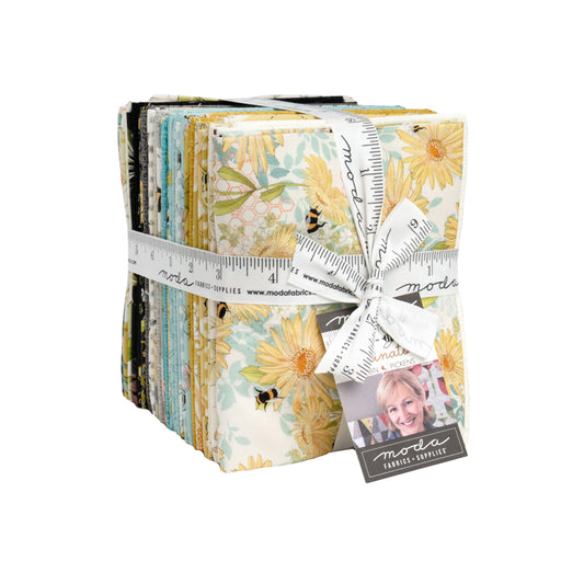 Pollinators Fat Quarter Bundle (32 pieces) by Robin Pickens for Moda (48810AB)