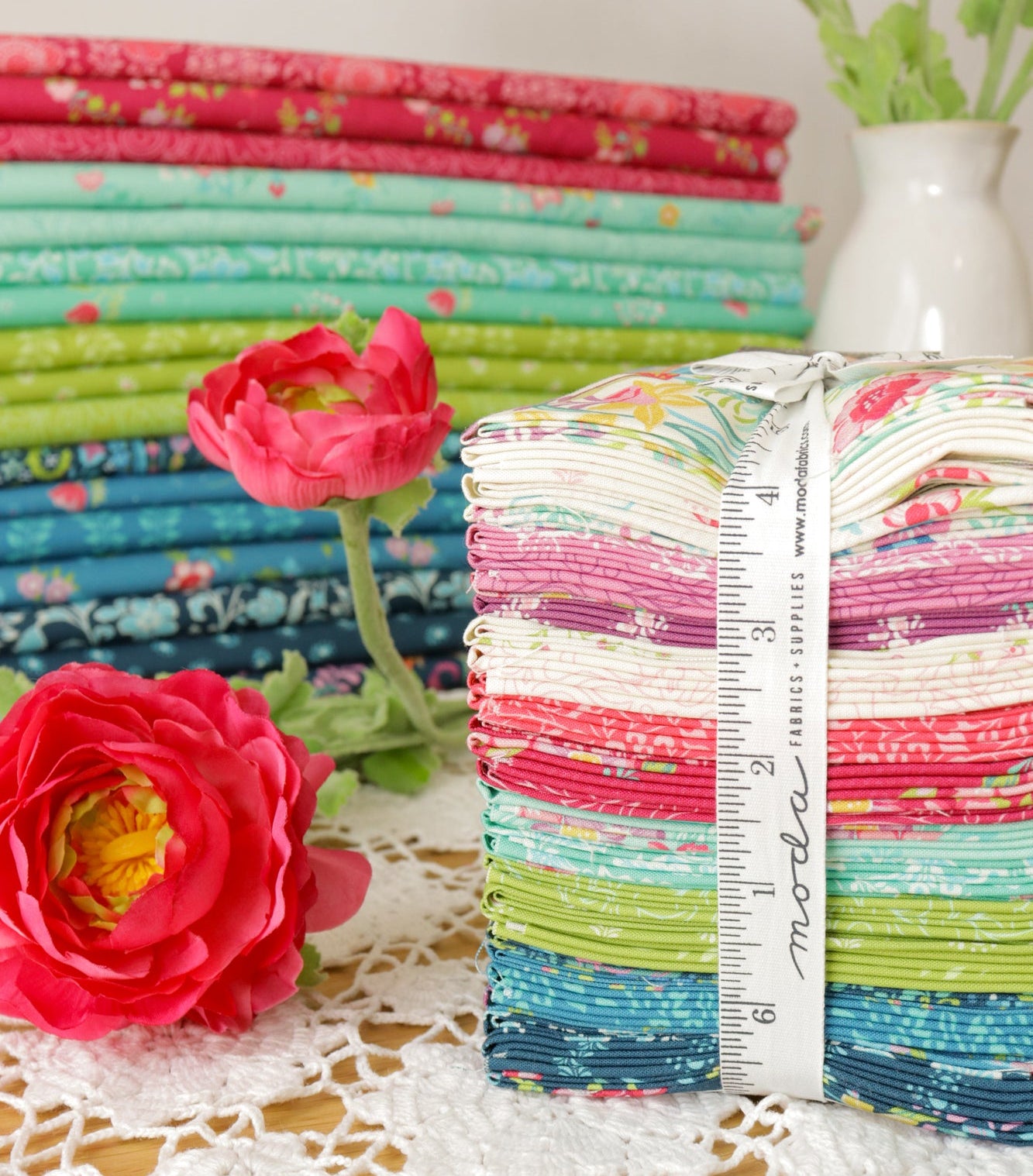 Tilbury Garden Fat Quarter Bundle (29 pieces) by Crystal Manning for Moda (11990AB)